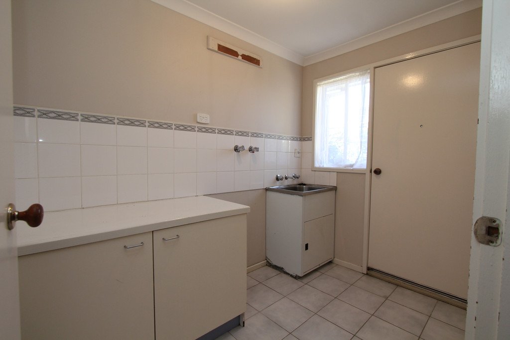 5 Tracey Court DELACOMBE 12