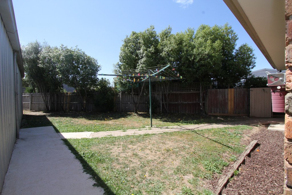 5 Tracey Court DELACOMBE 18