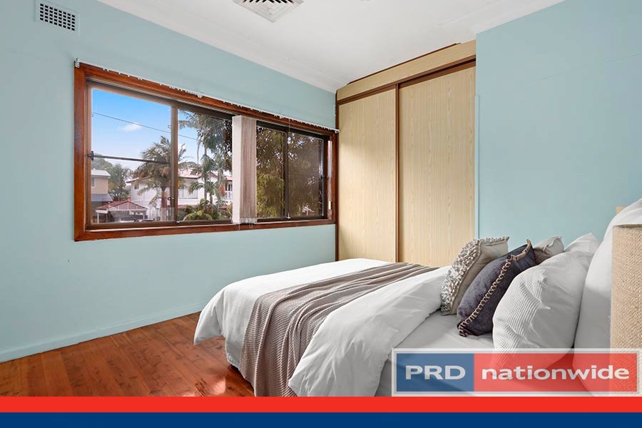 5 Treloar Avenue MORTDALE 9