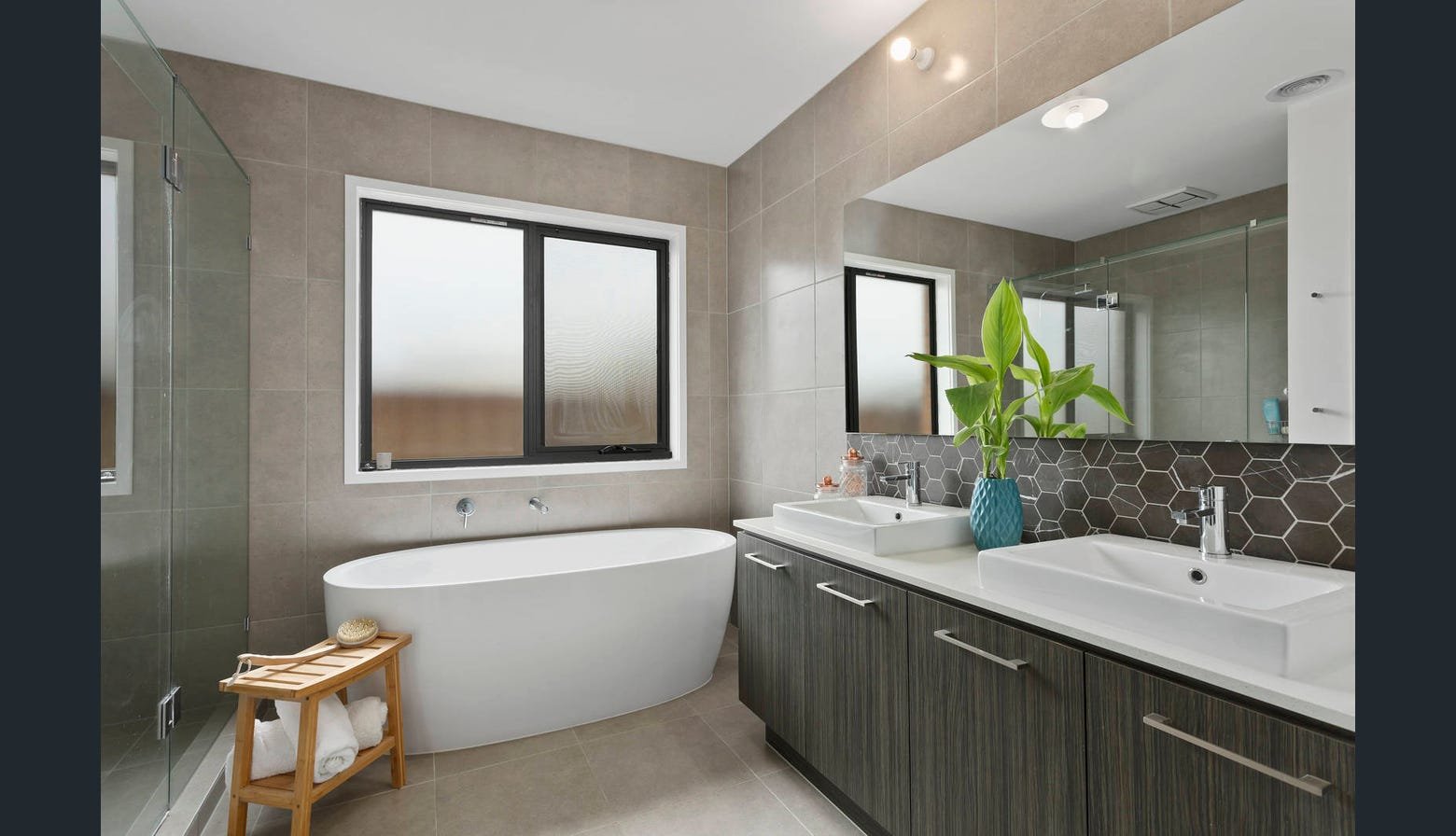 Real Estate and Property in 5 Triton Circuit, Point Lonsdale, VIC