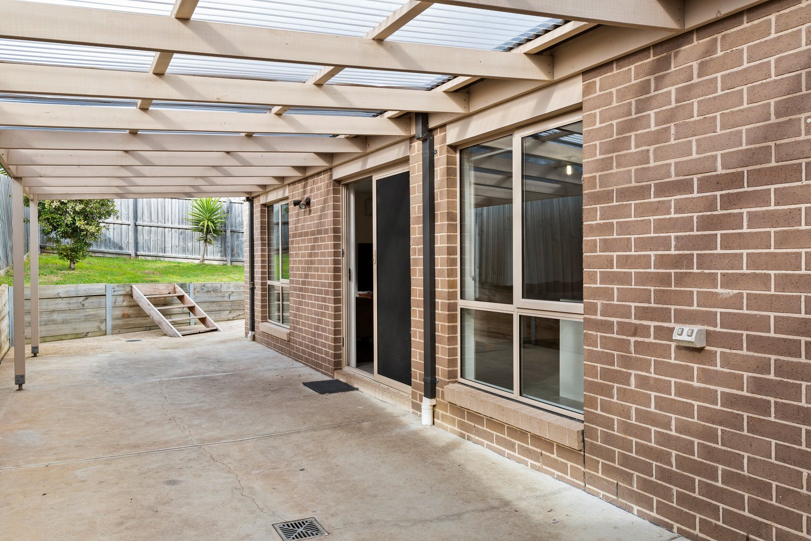 Real Estate and Property in 5 Universal Court, Leopold, VIC