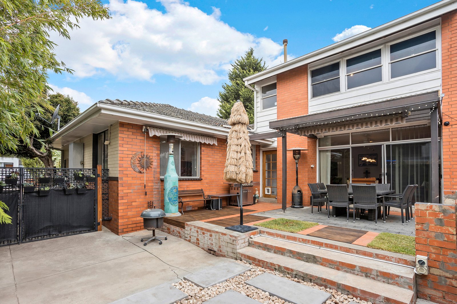 Real Estate and Property in 5 Venus Street, Caulfield South, VIC