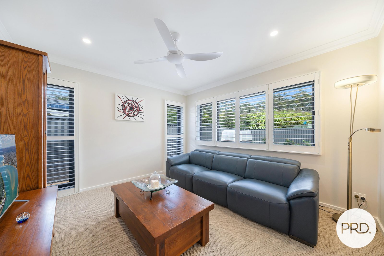 5 Vernon Circuit KEW 8