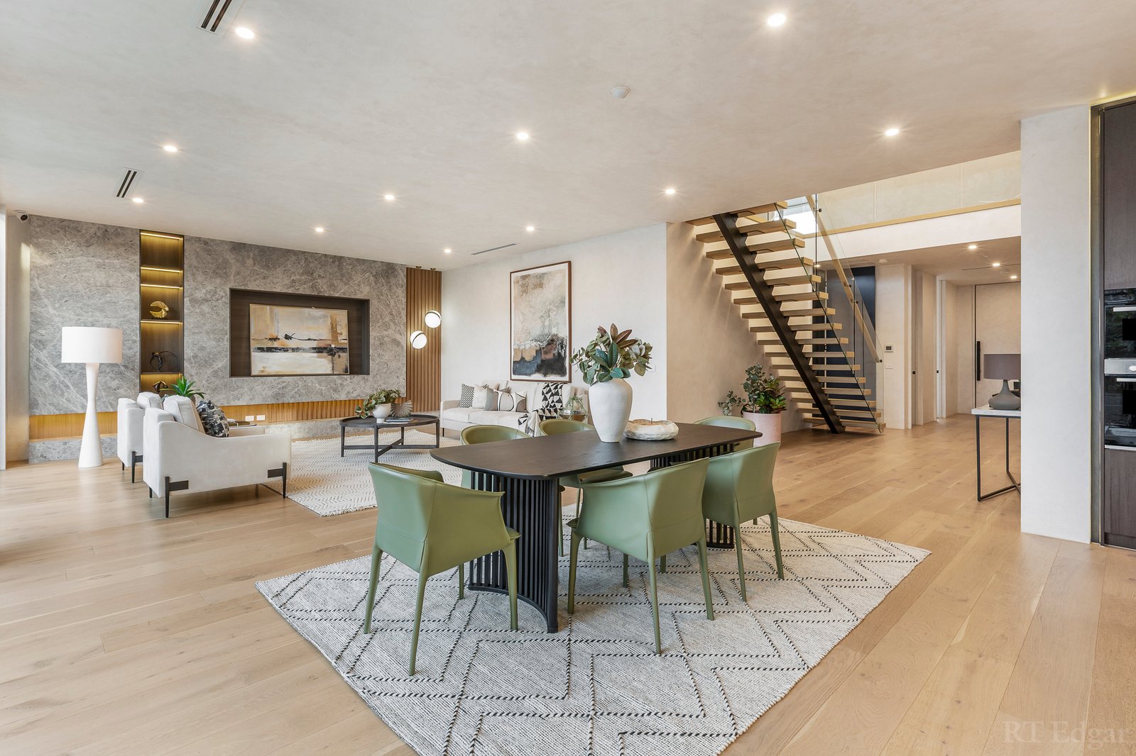 Real Estate and Property in 5 Vicars Street, Balwyn North, VIC