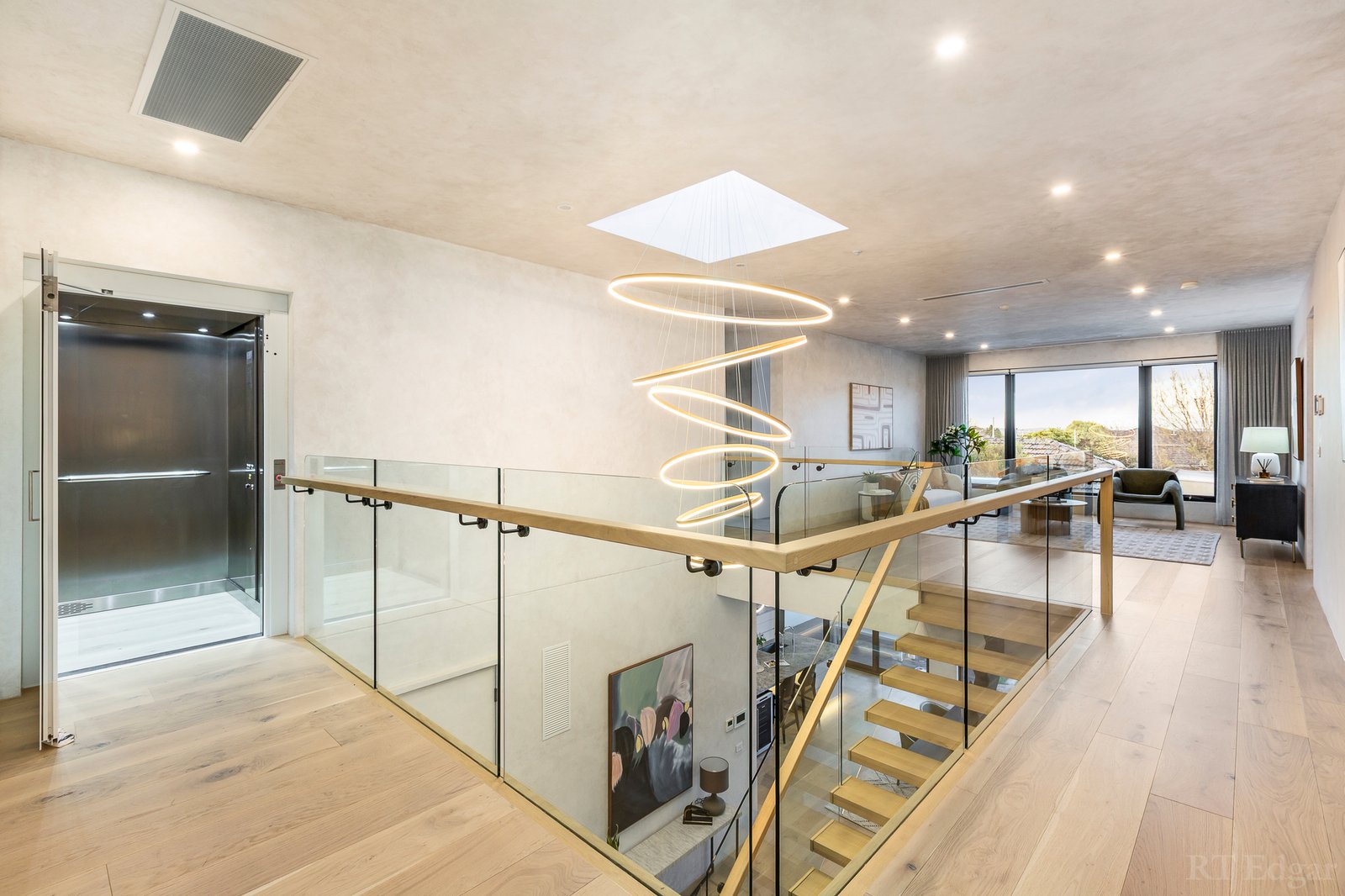 Real Estate and Property in 5 Vicars Street, Balwyn North, VIC