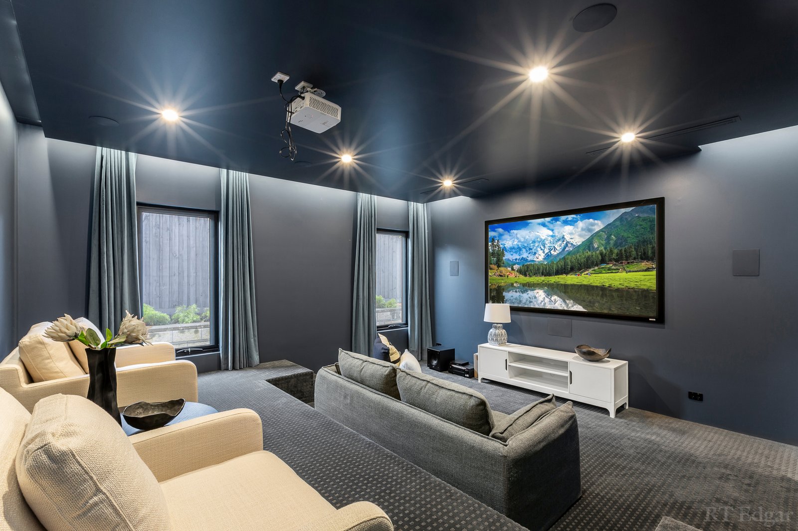 Real Estate and Property in 5 Vicars Street, Balwyn North, VIC