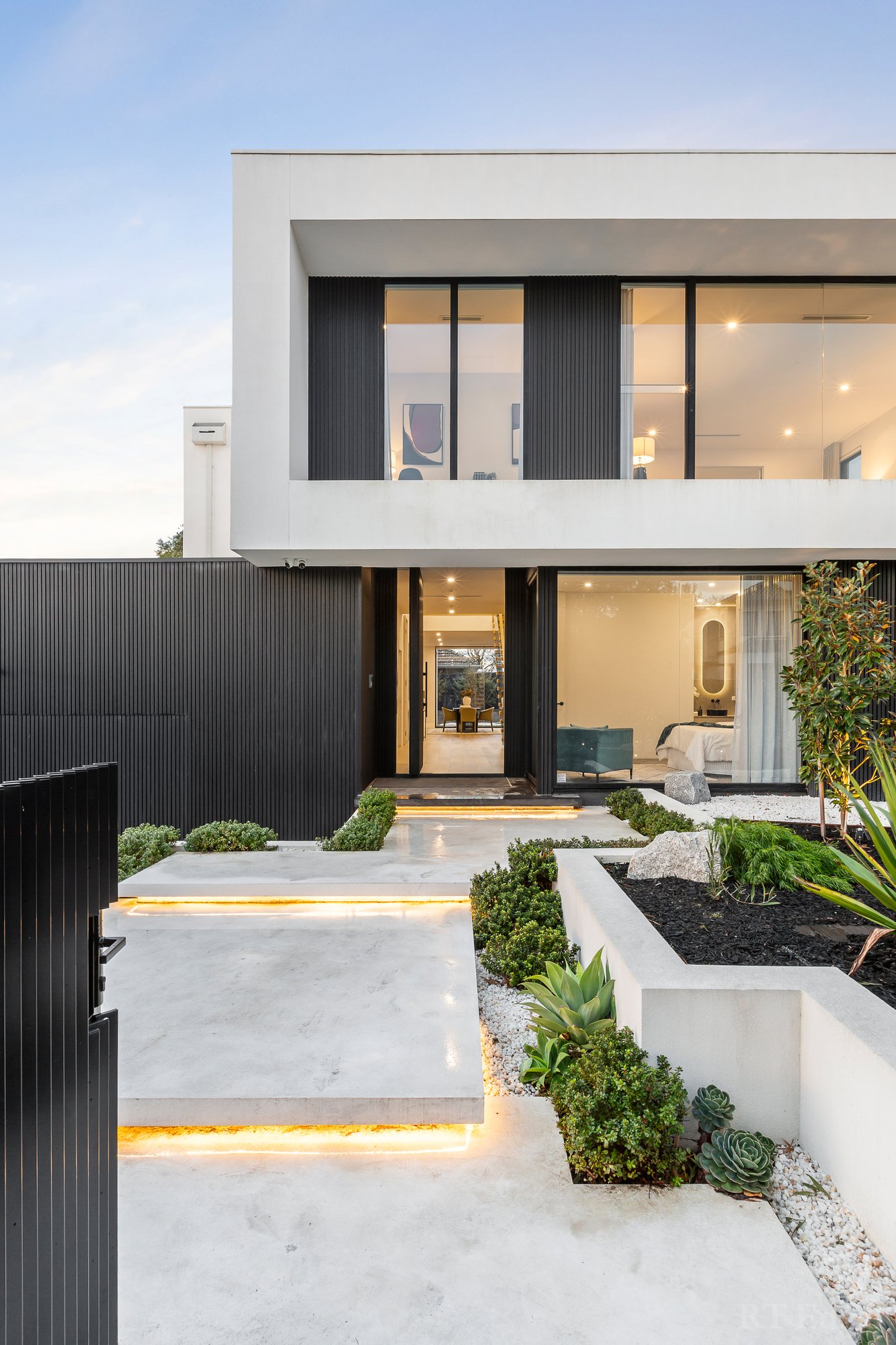 Real Estate and Property in 5 Vicars Street, Balwyn North, VIC