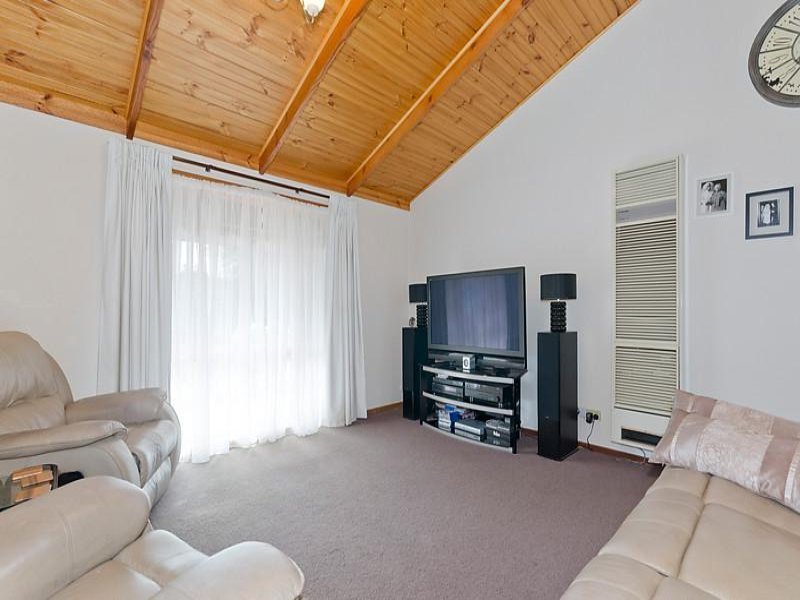 Gallery: 5 Viewbay Drive