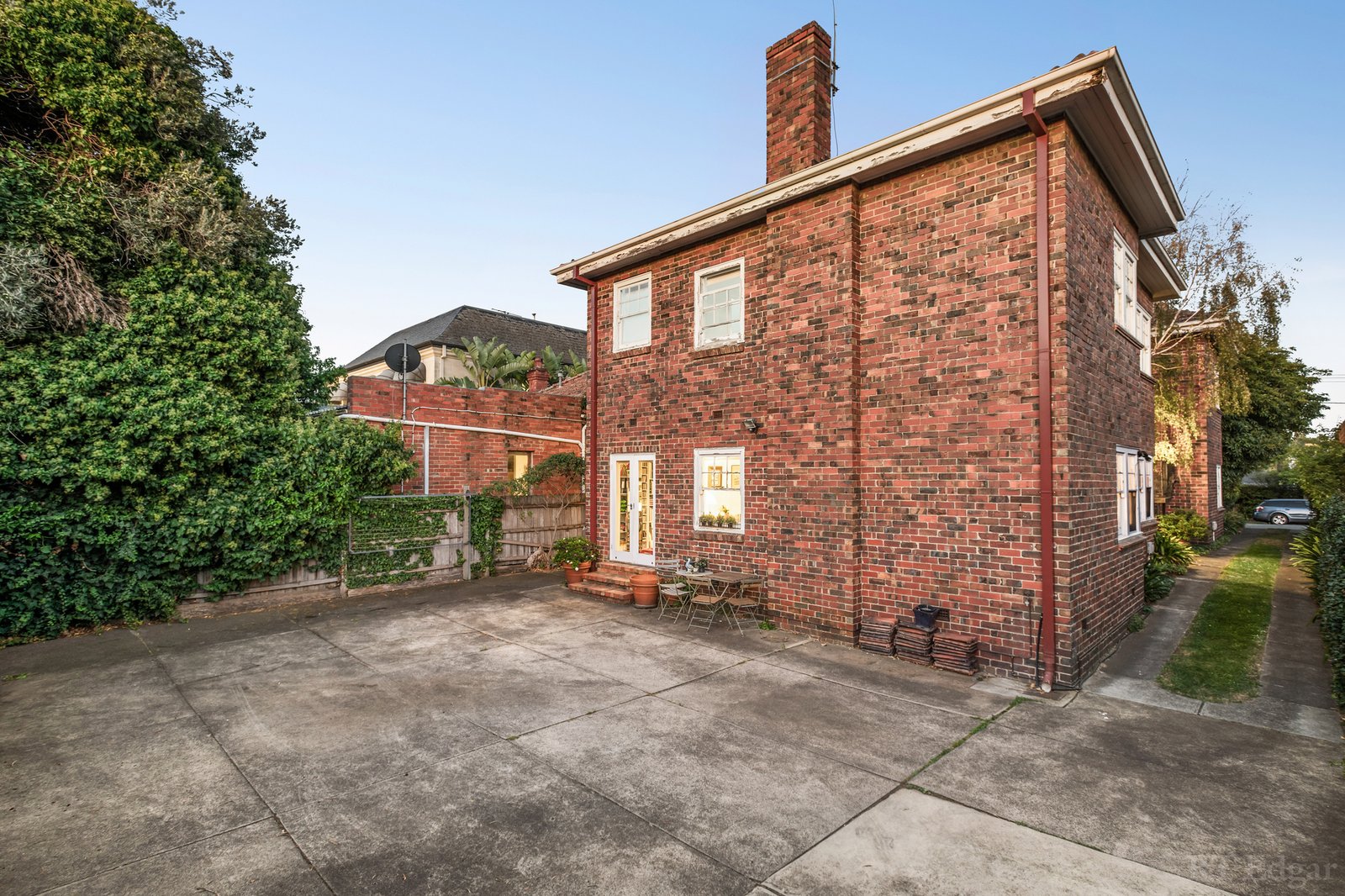 Real Estate and Property in 5 Vista Grove, Toorak, VIC