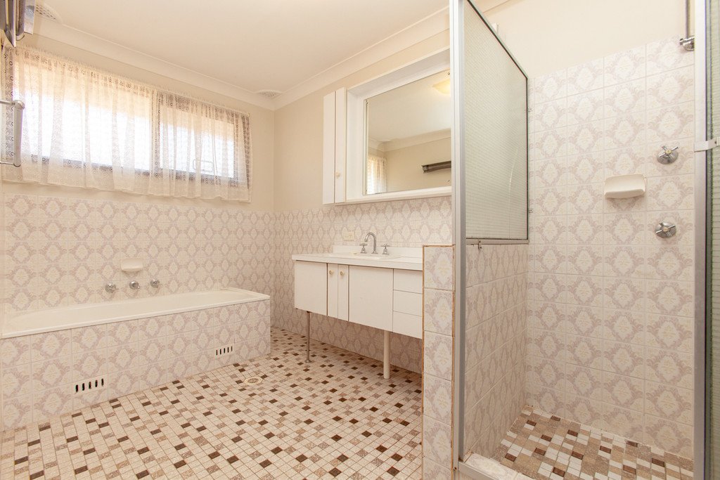 5 Wakehurst Crescent METFORD 15