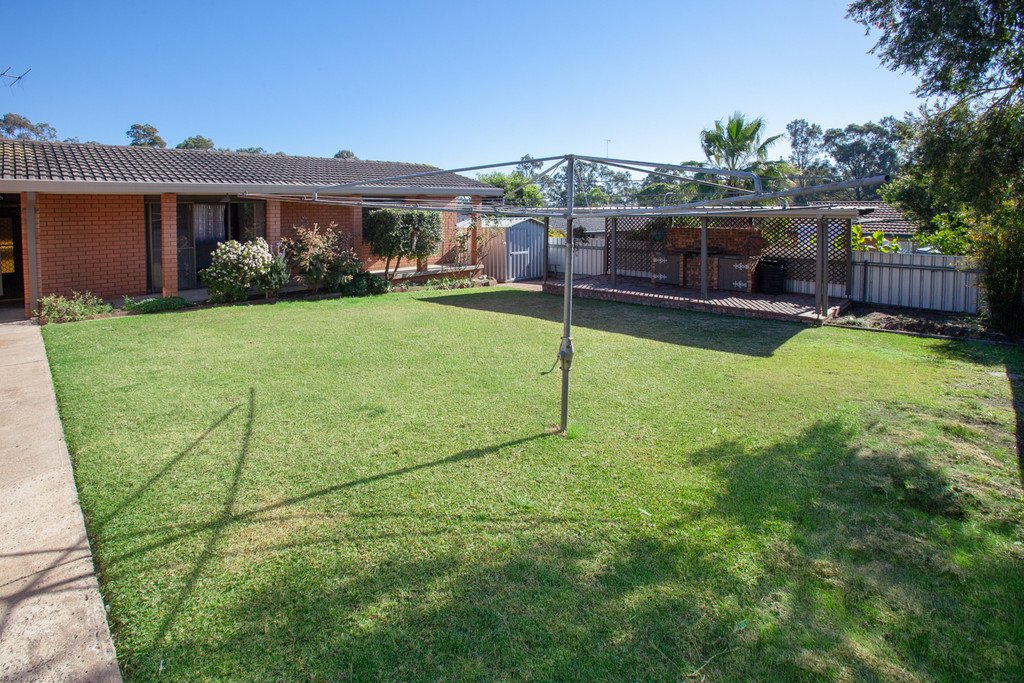 5 Wakehurst Crescent METFORD 25