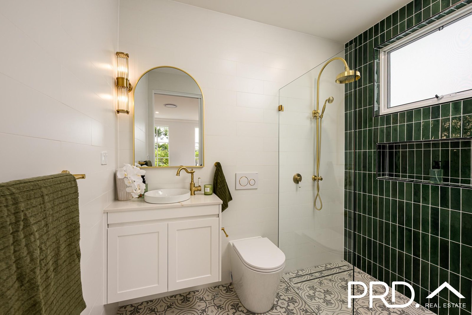 5 Wall Avenue PANANIA 7