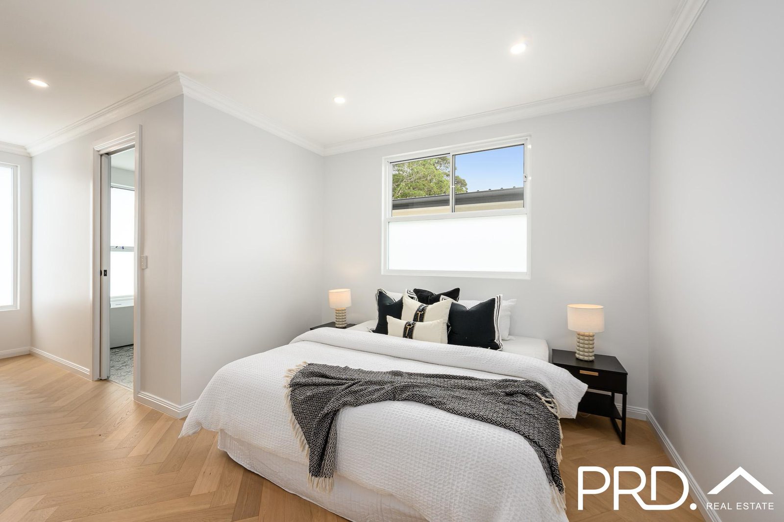 5 Wall Avenue PANANIA 8