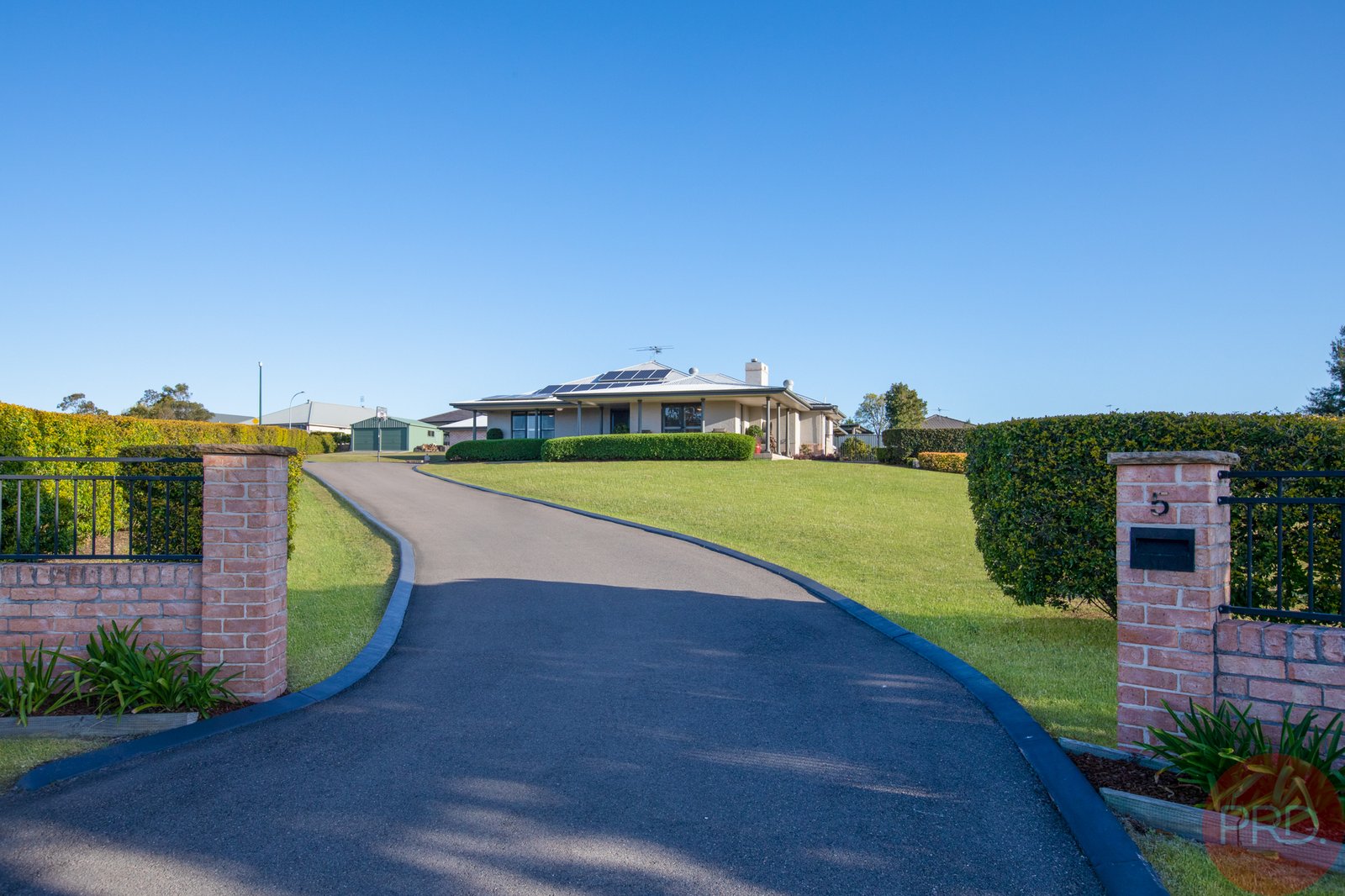 5 Waratah Close ABERGLASSLYN 1