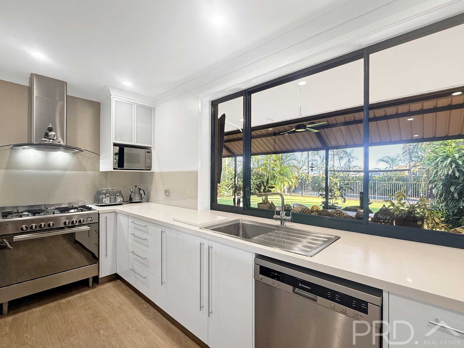 5 Warburton Crescent DAMPIER 9