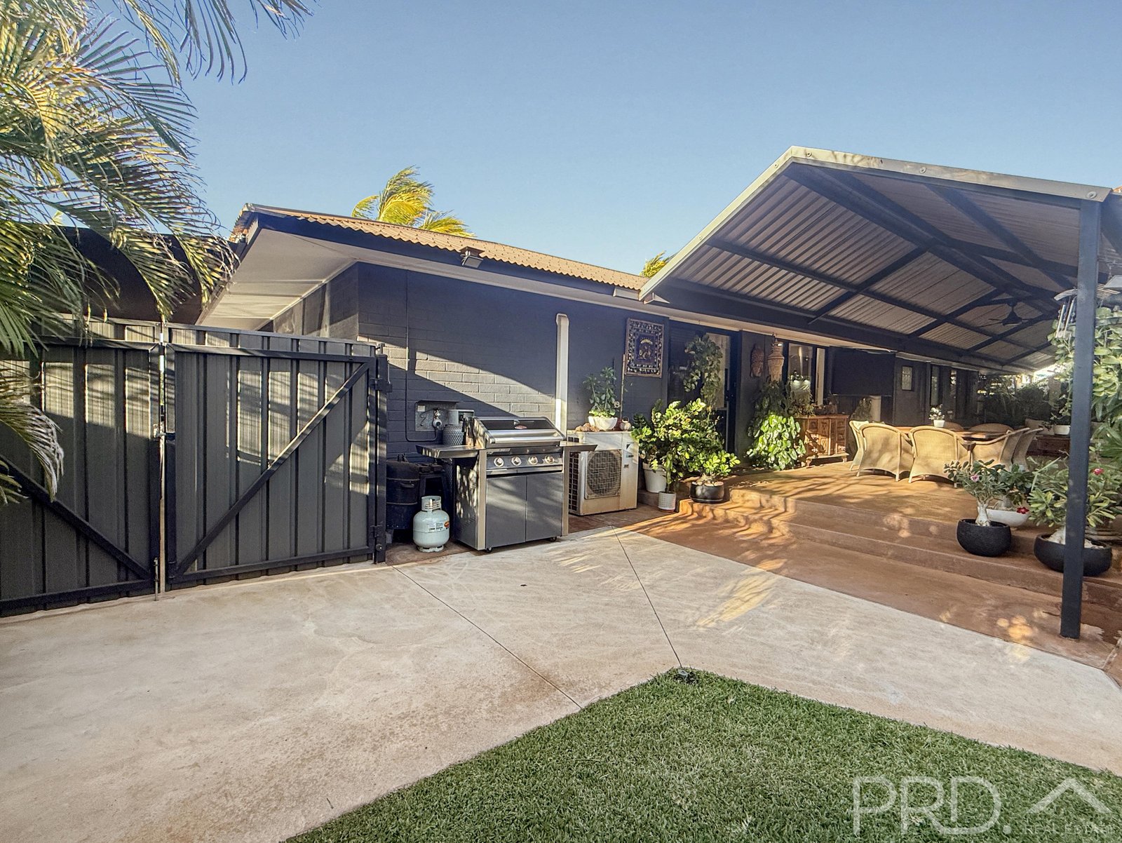 5 Warburton Crescent DAMPIER 13