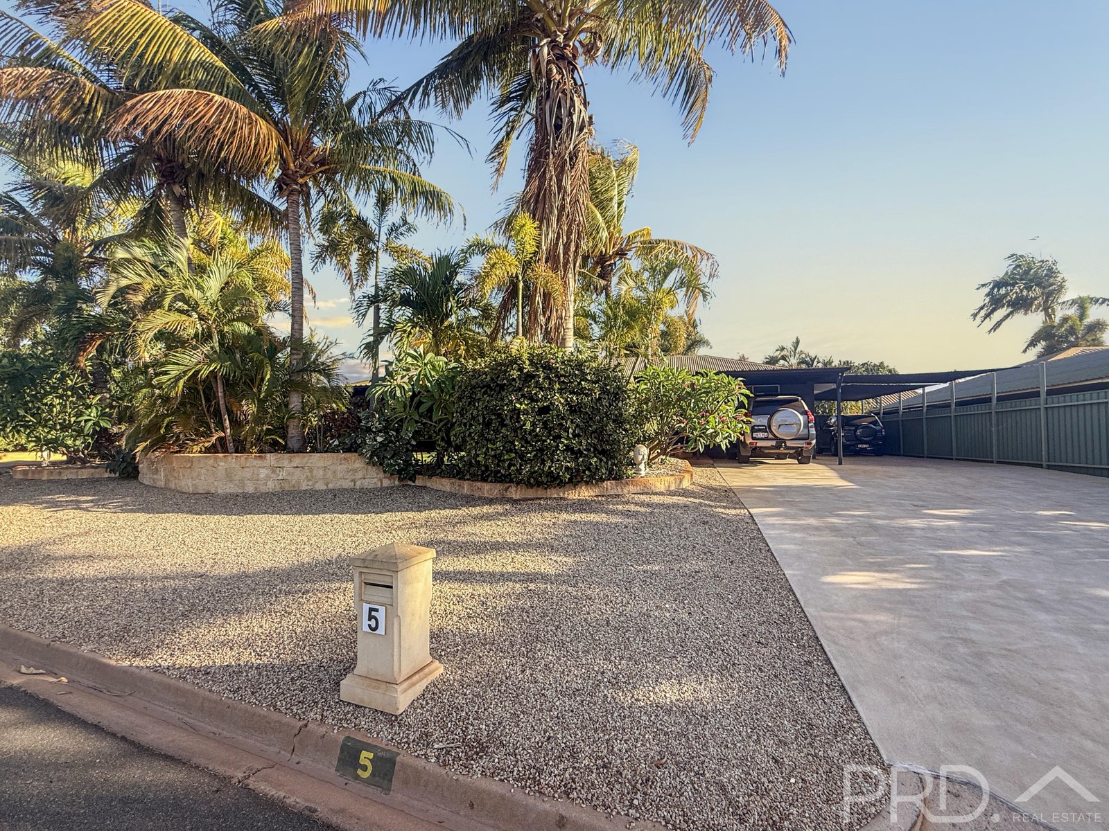 5 Warburton Crescent DAMPIER 28