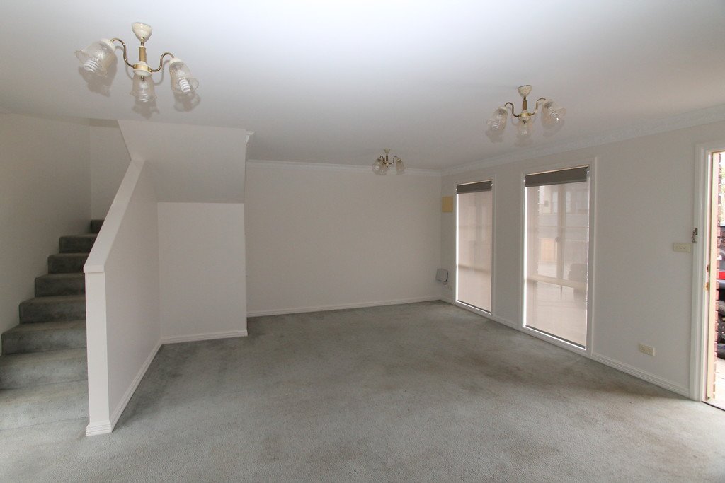 5 Warrambine Drive CANADIAN 4