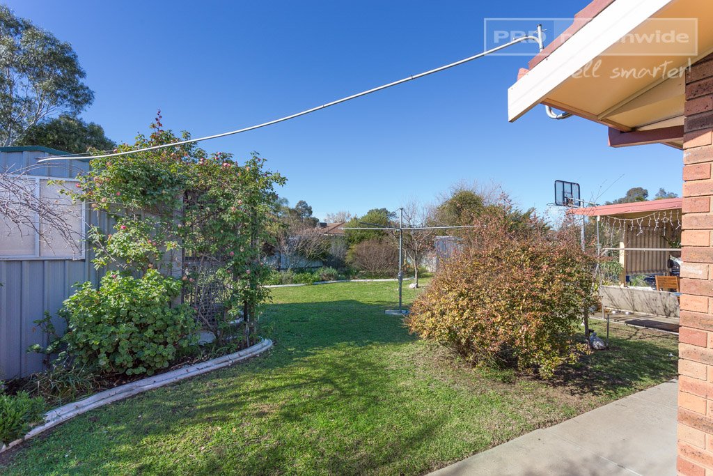 5 Warrambool Crescent GLENFIELD PARK 10
