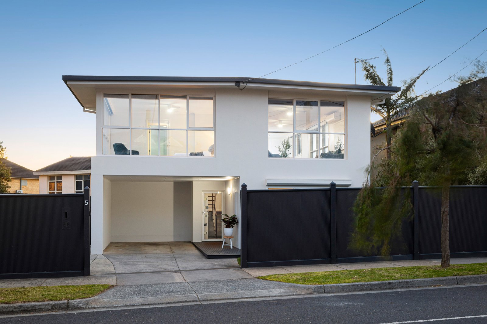 Gallery: 5 Warrigal Road