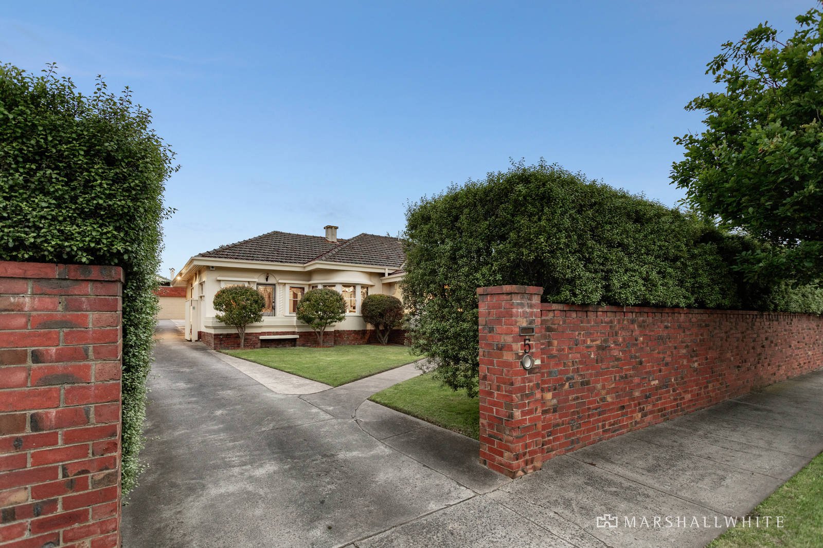 5 Warrigal Road, Surrey Hills, VIC