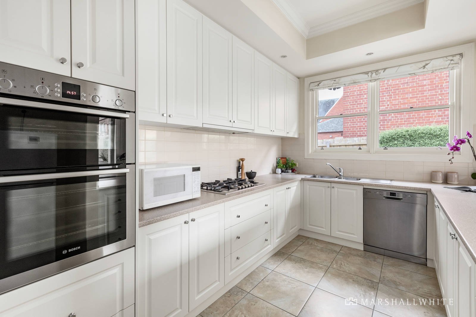 5 Warrigal Road, Surrey Hills, VIC