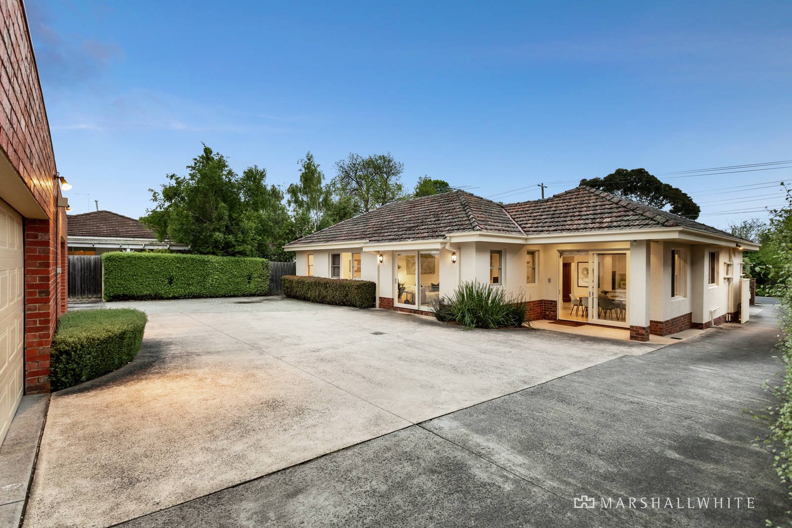 5 Warrigal Road, Surrey Hills, VIC