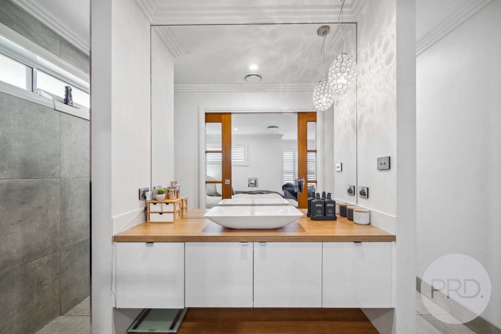 5 Warrock Place BOURKELANDS 7