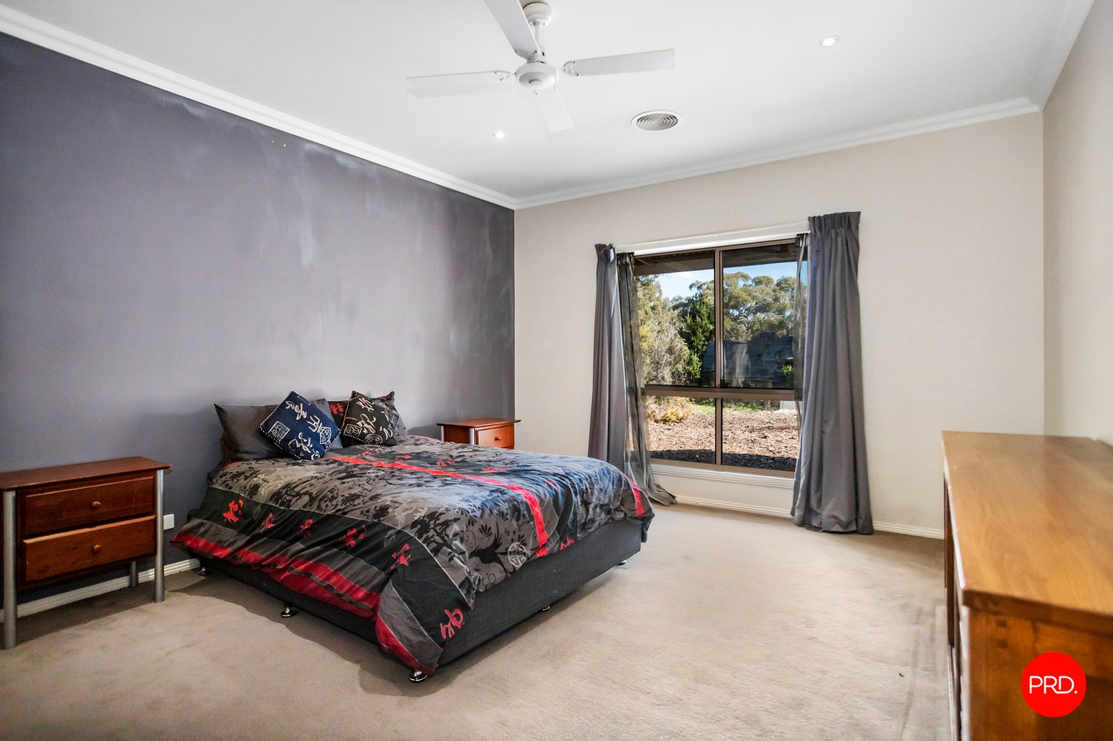 5 Wattle Drive HEATHCOTE 9