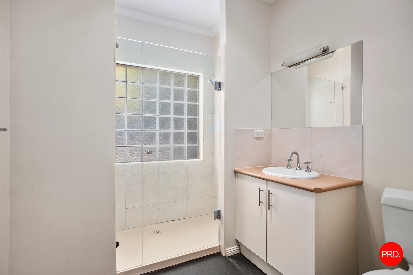 5 Wattle Drive HEATHCOTE 11