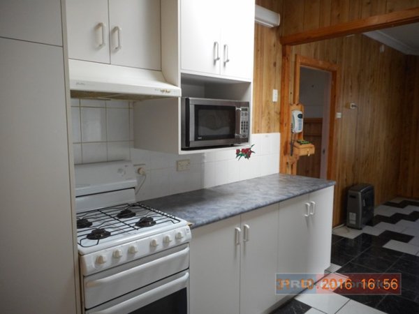 5 Wattle Street BATLOW 11