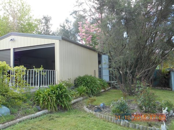 5 Wattle Street BATLOW 18