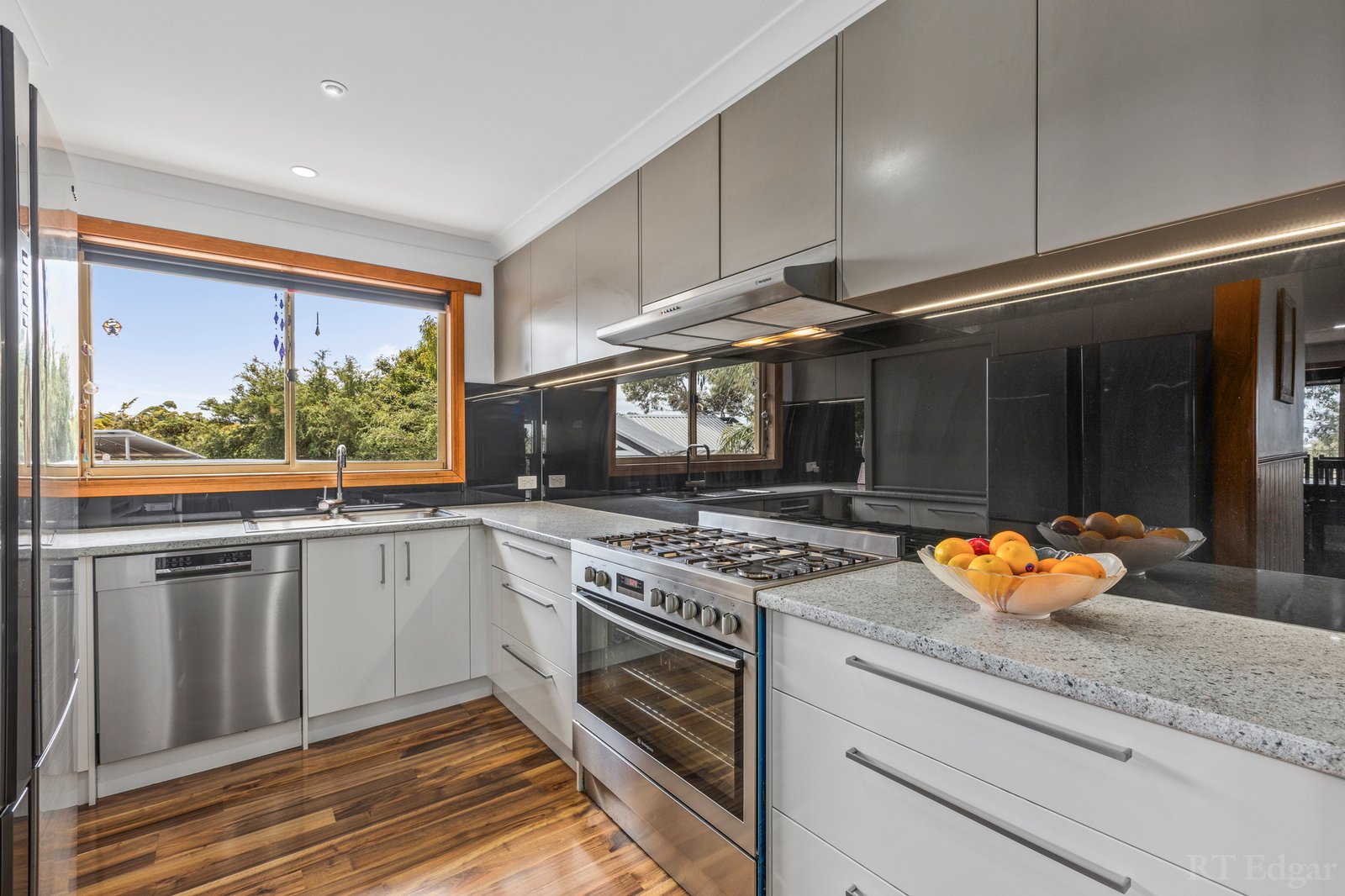 Real Estate and Property in 5 Westbury Court, Ocean Grove, VIC