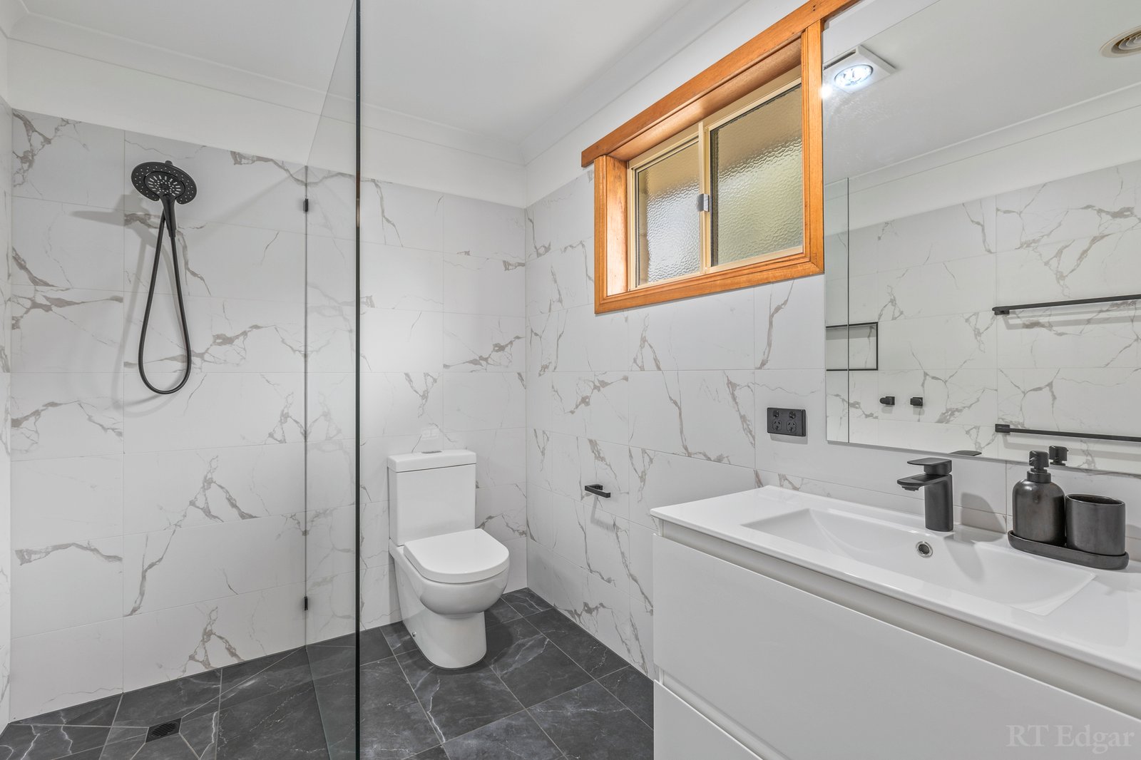 Real Estate and Property in 5 Westbury Court, Ocean Grove, VIC