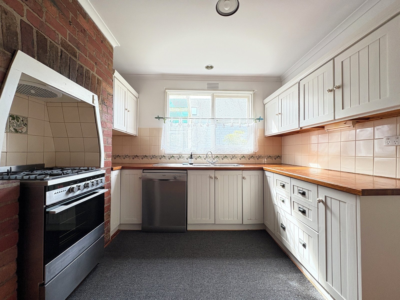 Gallery: 5 Westcott Place