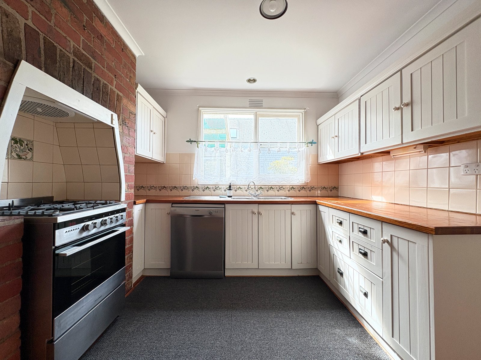 Gallery: 5 Westcott Place