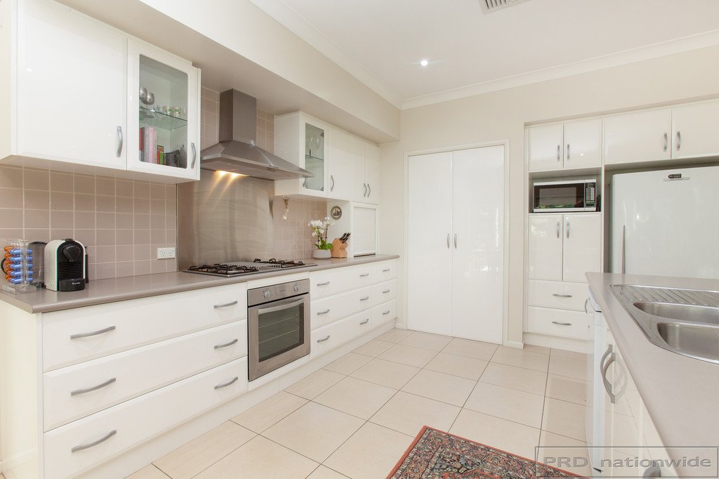 5 Whipbird Place THORNTON 9