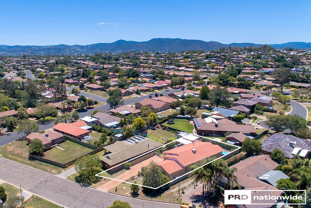 5 Wilga Place TAMWORTH 25