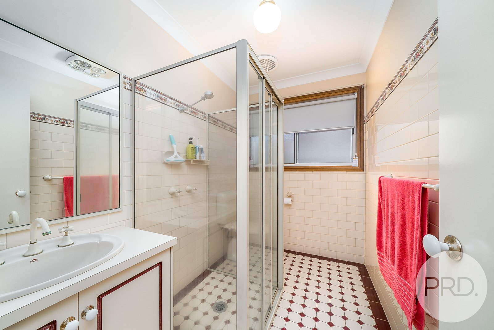 5 Wilgoma Street BOURKELANDS 8