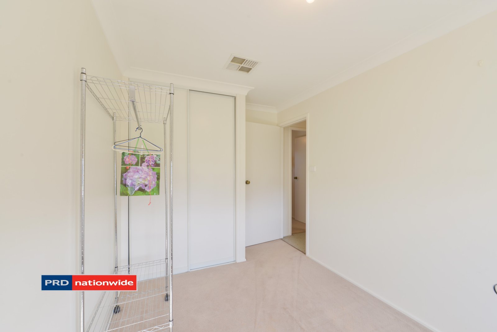 5 Willow Park Drive KOOTINGAL 10