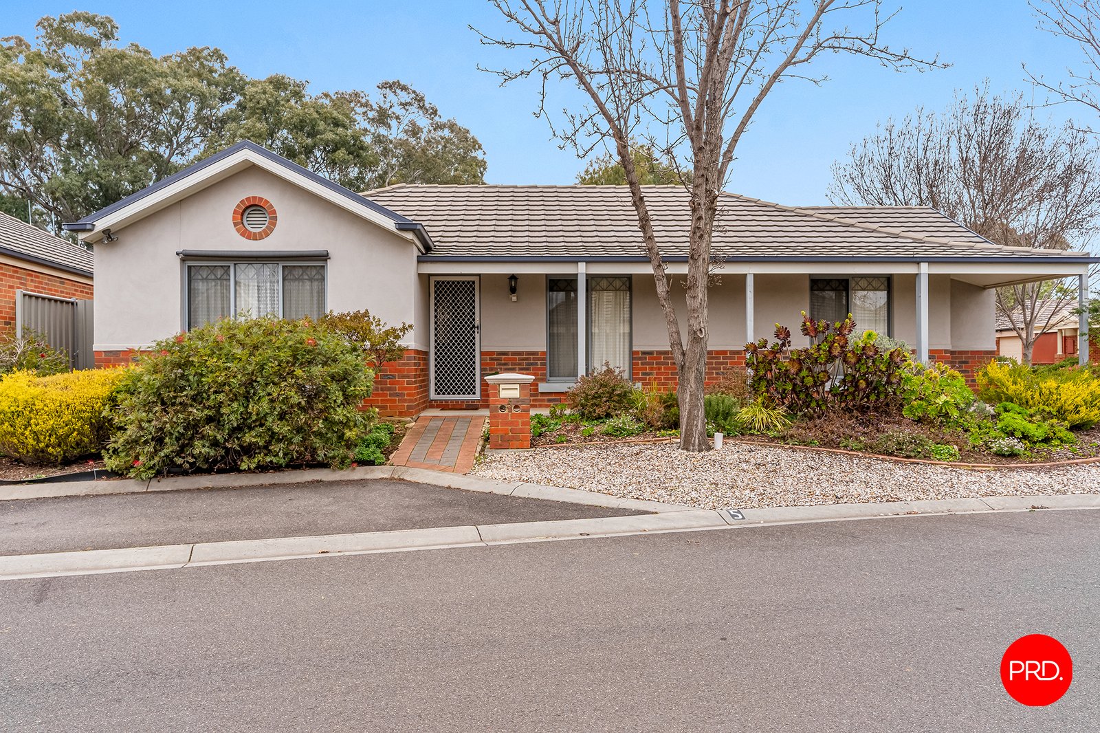 5 Windsor Gardens KANGAROO FLAT 2