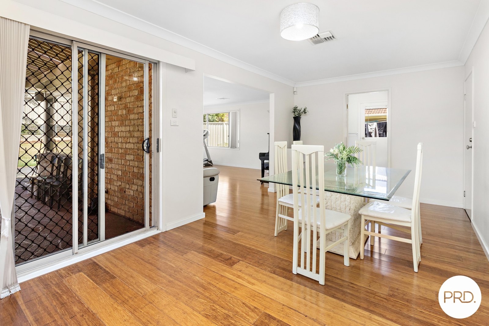 5 Winnilong Way HORSLEY 4