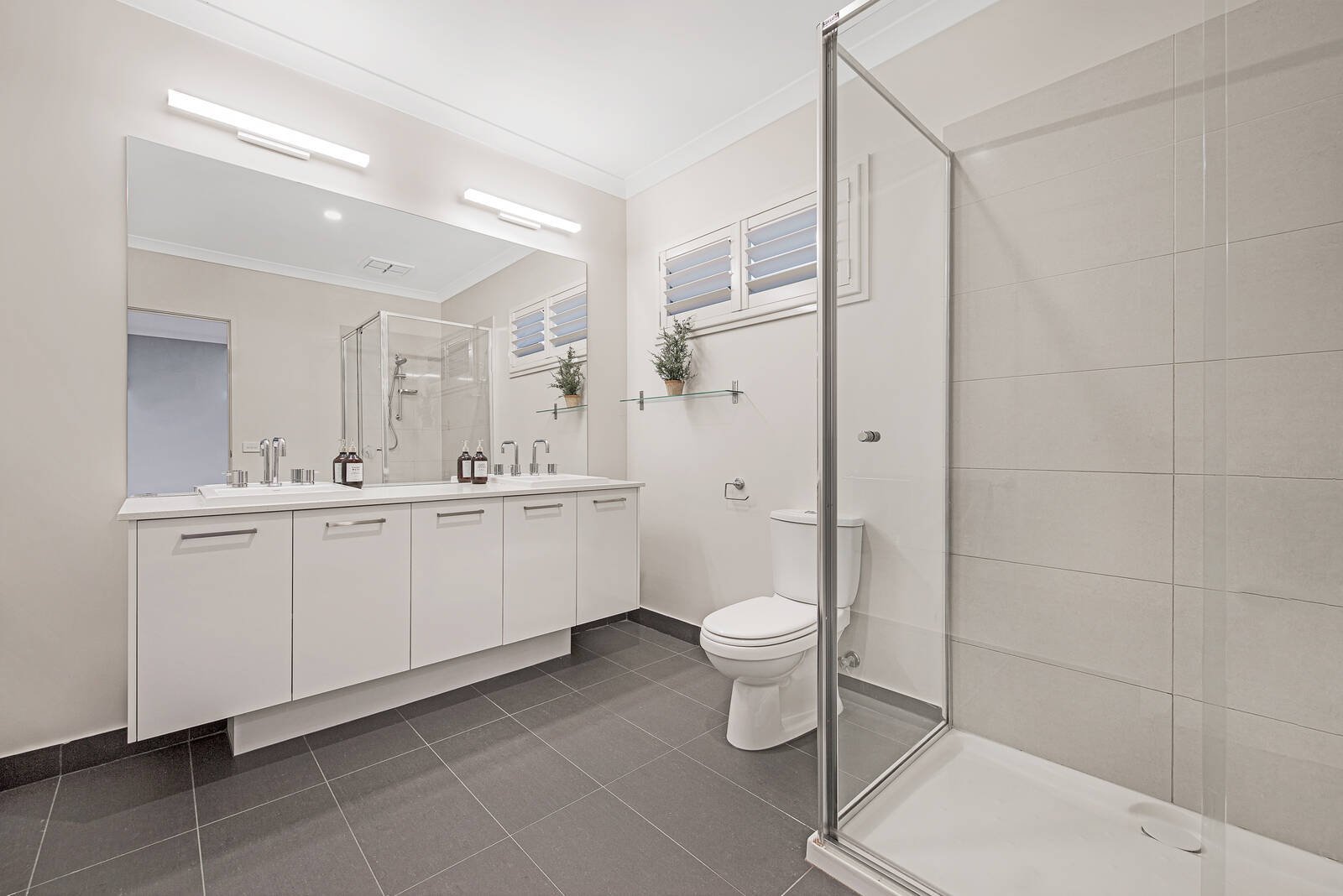 Gallery: 5 Winthrop Court