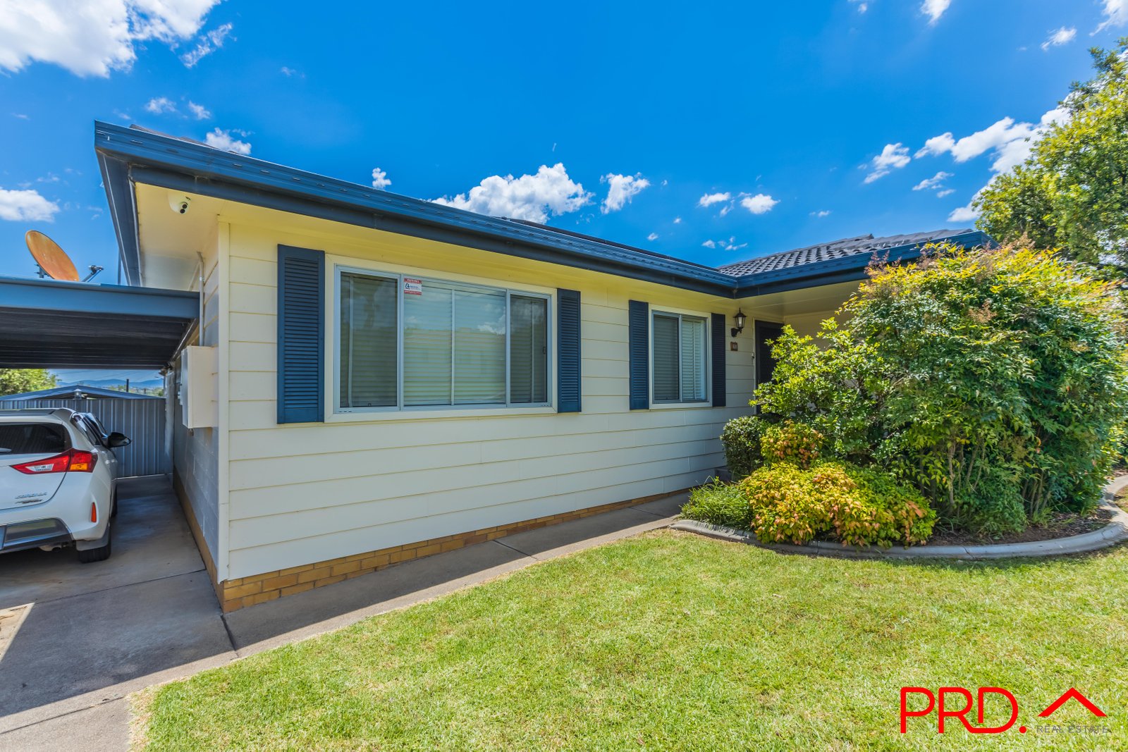 5 Woodhill Place TAMWORTH 2