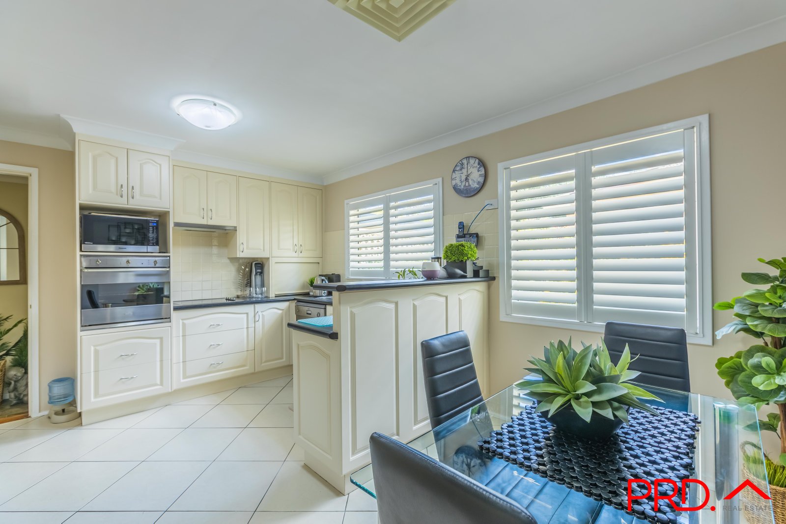 5 Woodhill Place TAMWORTH 5