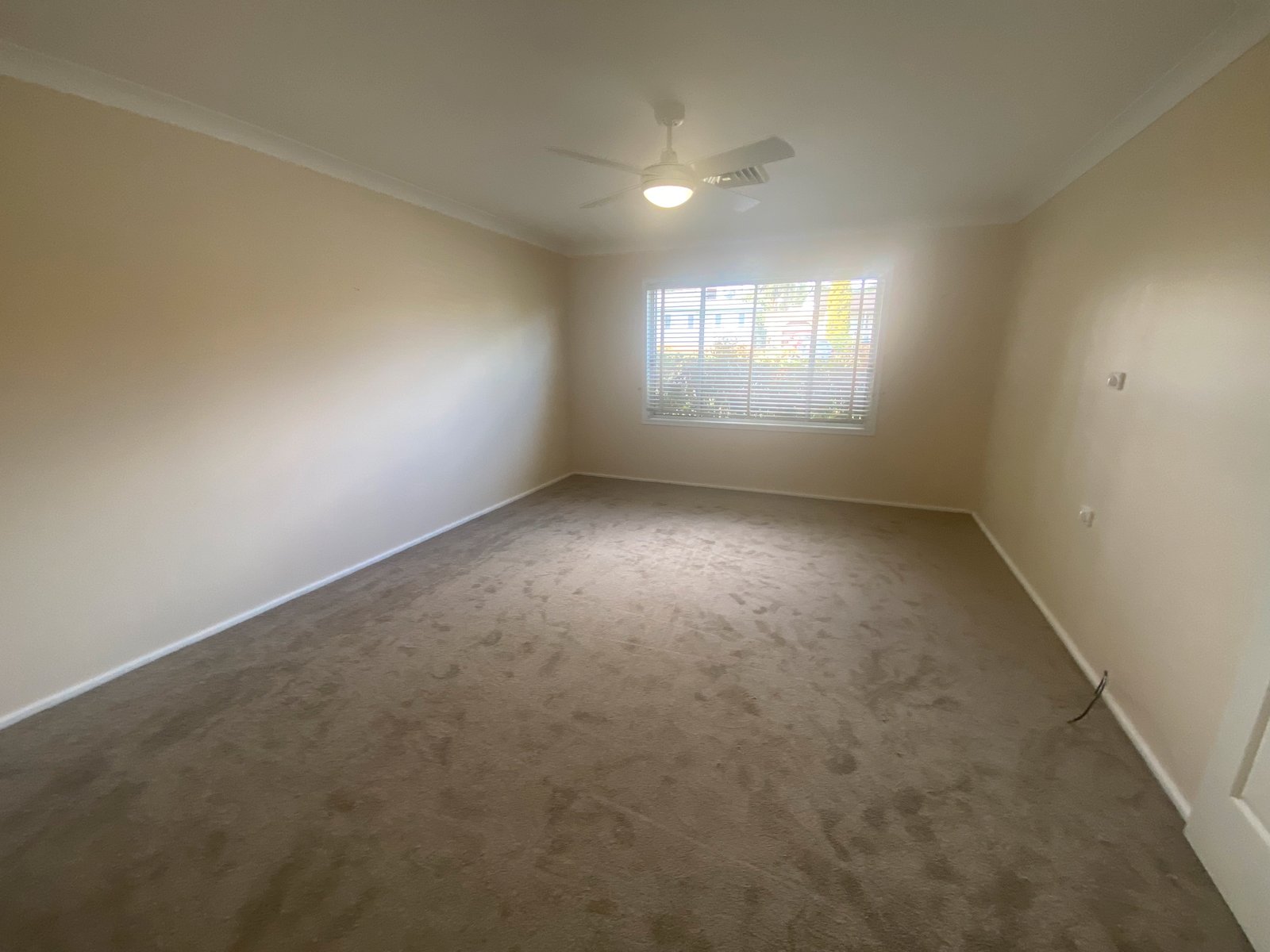 5 Woodhill Place TAMWORTH 9