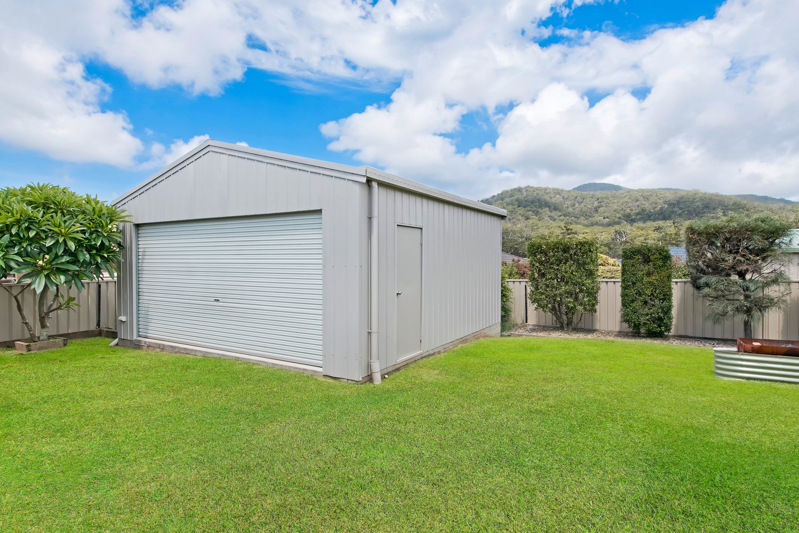 5 Wren Close KEW 14