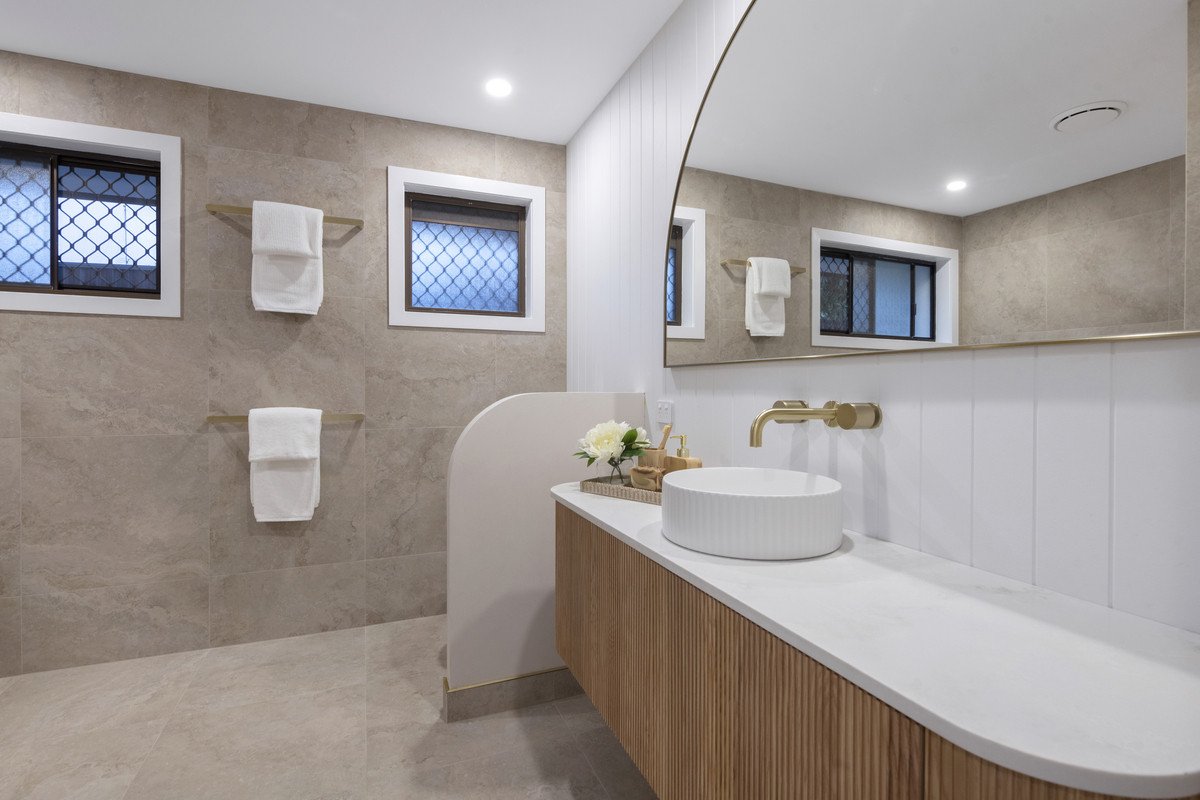 5 Yalgoo Court Mermaid Waters 8