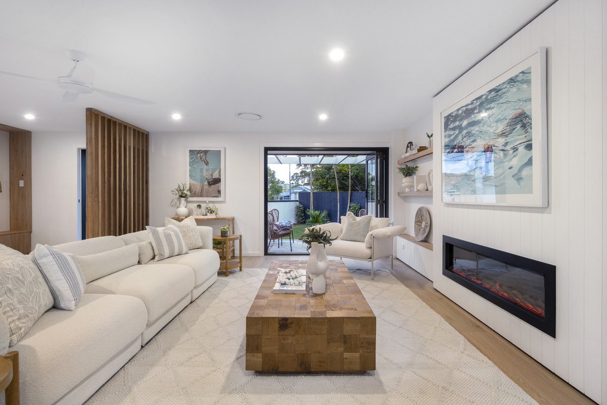 5 Yalgoo Court Mermaid Waters 13