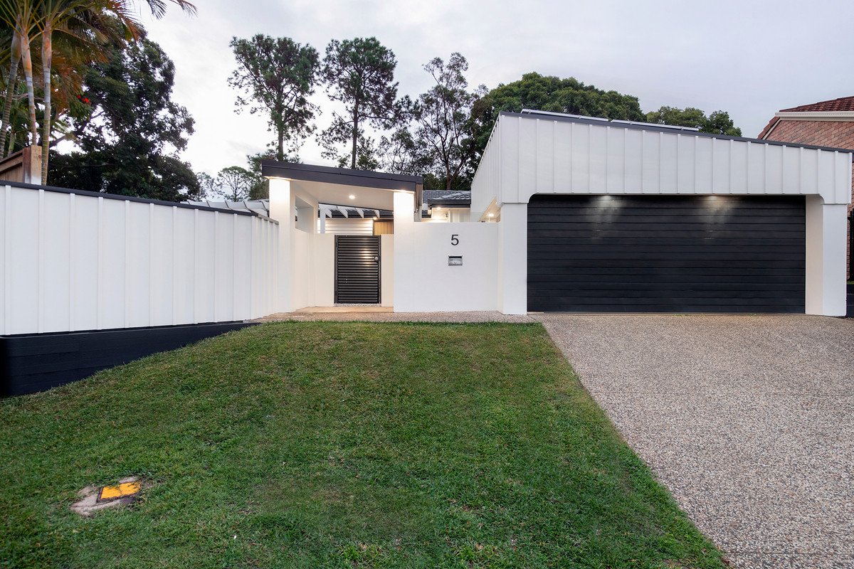 5 Yalgoo Court Mermaid Waters 30